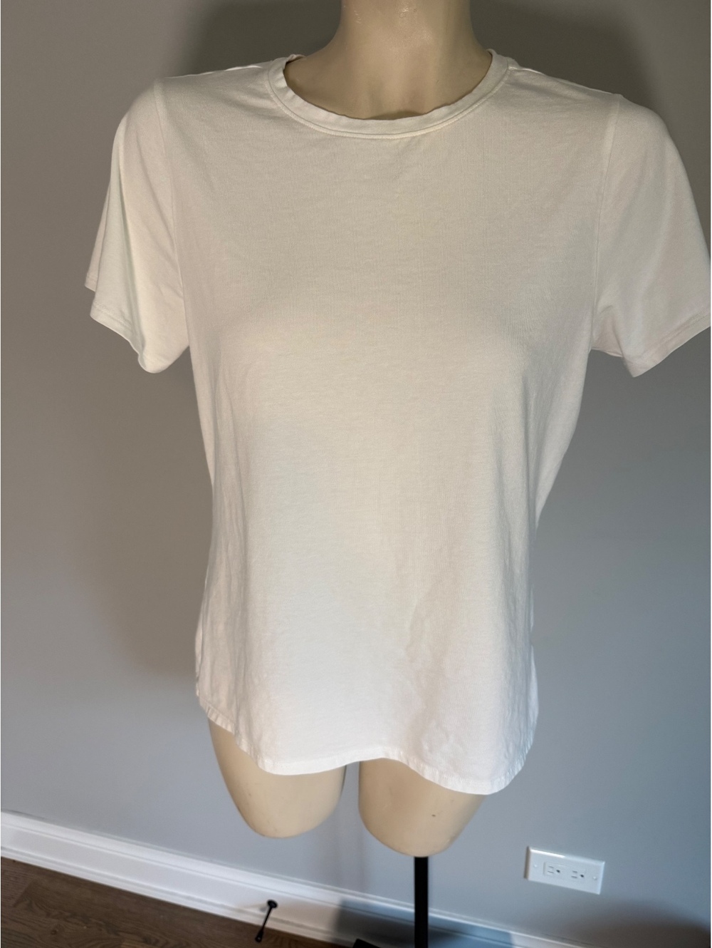 Two‎ Pack of White Tees - Nordstrom Size Large - Picture 5 of 11